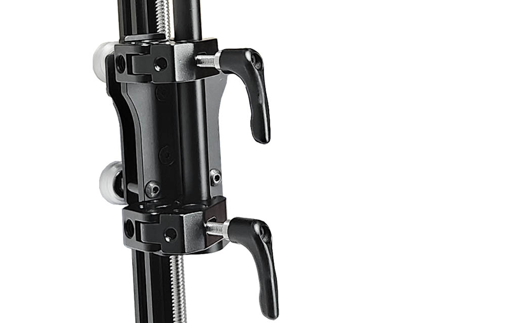 RIZR – Self-Locking Design